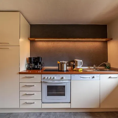 Apartment Schildhof Ebion Familienwohnung San Leonardo in Passiria